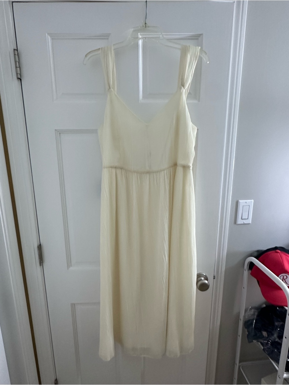 Express Cream Midi V-Neck Dress